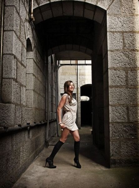 Modelki w dziwnych pozach