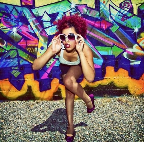 Modelki w dziwnych pozach